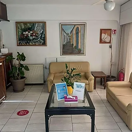 Denis Hotel